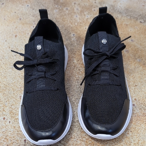 Michael Kors | Merlyn Black Mesh Trainer Sneakers with Knit Fabric Size 8.5 - Picture 2 of 8